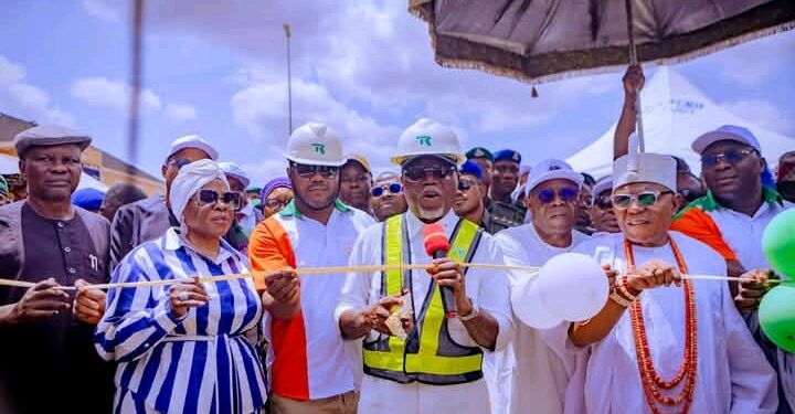 AIYEDATIWA KICKS OFF DUALISATION OF AKURE-IDANRE ROAD PROJECT
