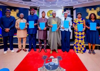 Lagos Moves to End Open Dumpsites, Signs Deal with ZoomLion