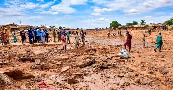 FG Backs Niger Govt with Massive Relief After Mokwa Disaster