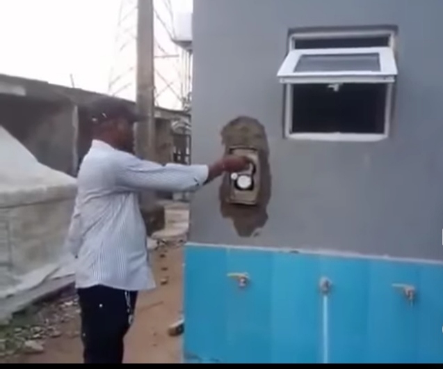 Lagos Govt Now Selling Water Through Card-Based System