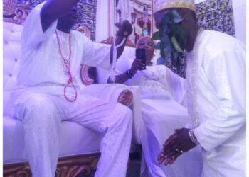 Age-Mowo Monarch Installs New Amúlùdún at Palace Ceremony