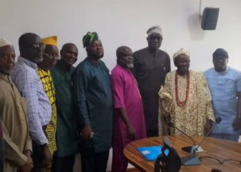 Oyo Opens Talks to Check Excesses of Estate Agents