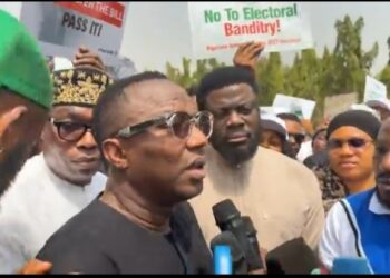 Reps Confront Security Agencies Over Alleged Tear Gas at NASS Protest