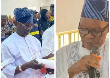 Ajose Swears In Olorunda Cabinet, Names Ashade Council Secretary